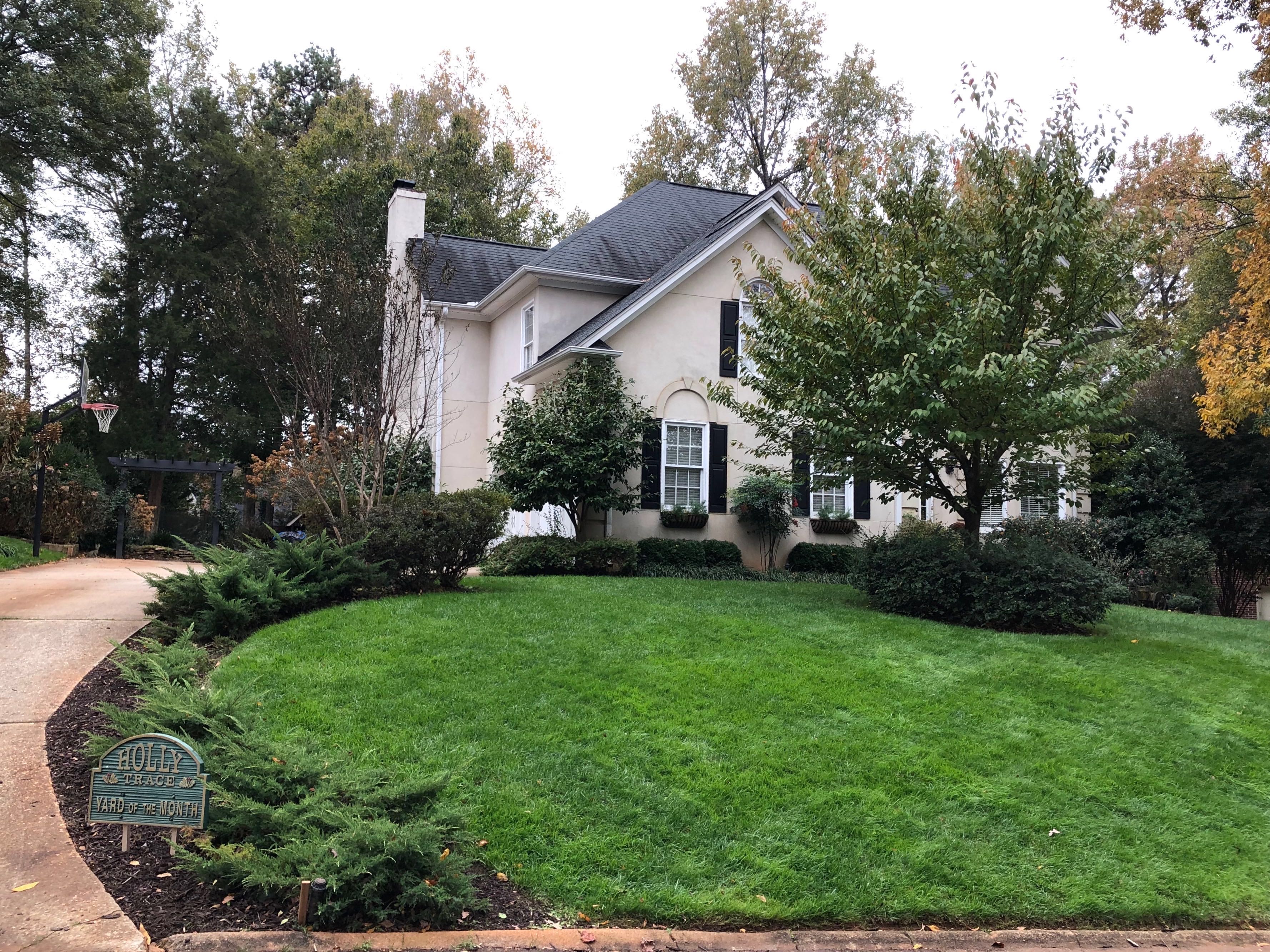 October 2019 Yard of the Month